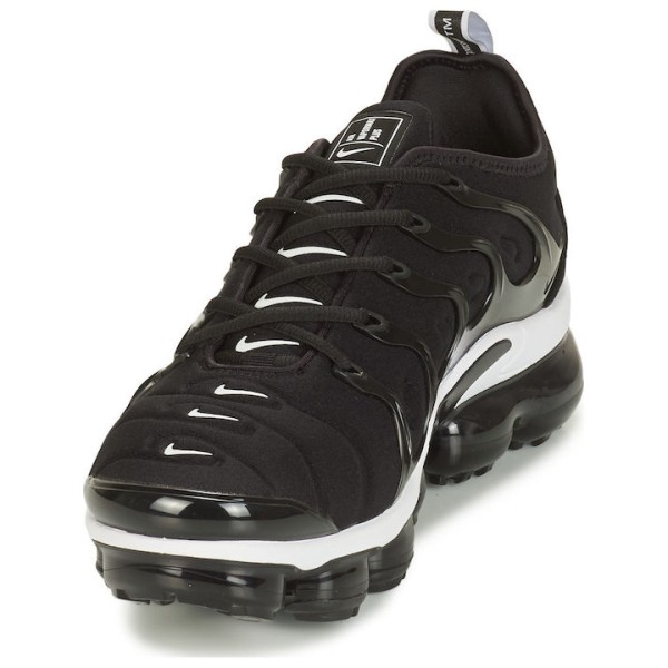 Nike Air Vapormax Plus Sneakers 924453 011